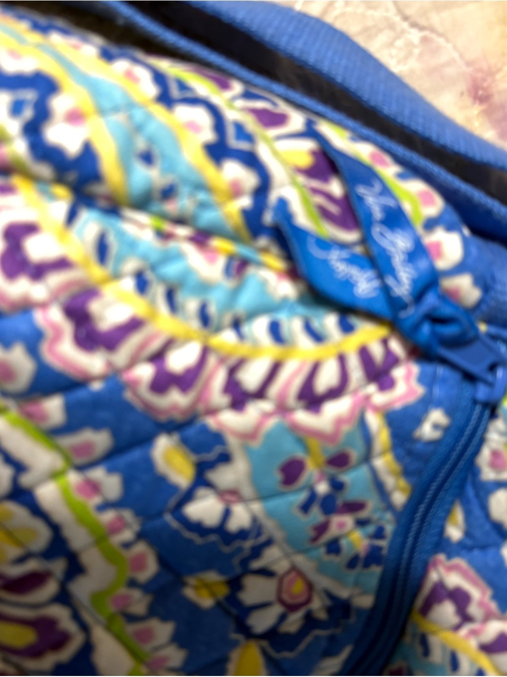 Vera Bradley Quilted Messenger Bag, Capri Blue Paisley, EUC - Picture 10 of 11